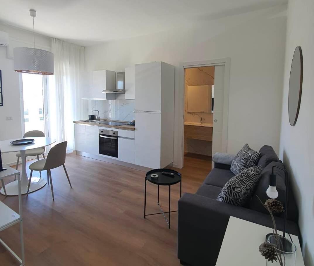 Lapigna Apartment Valenzano Exterior foto