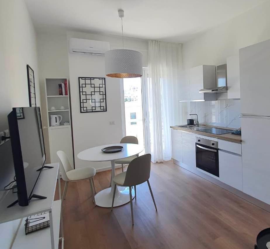 Lapigna Apartment Valenzano Exterior foto