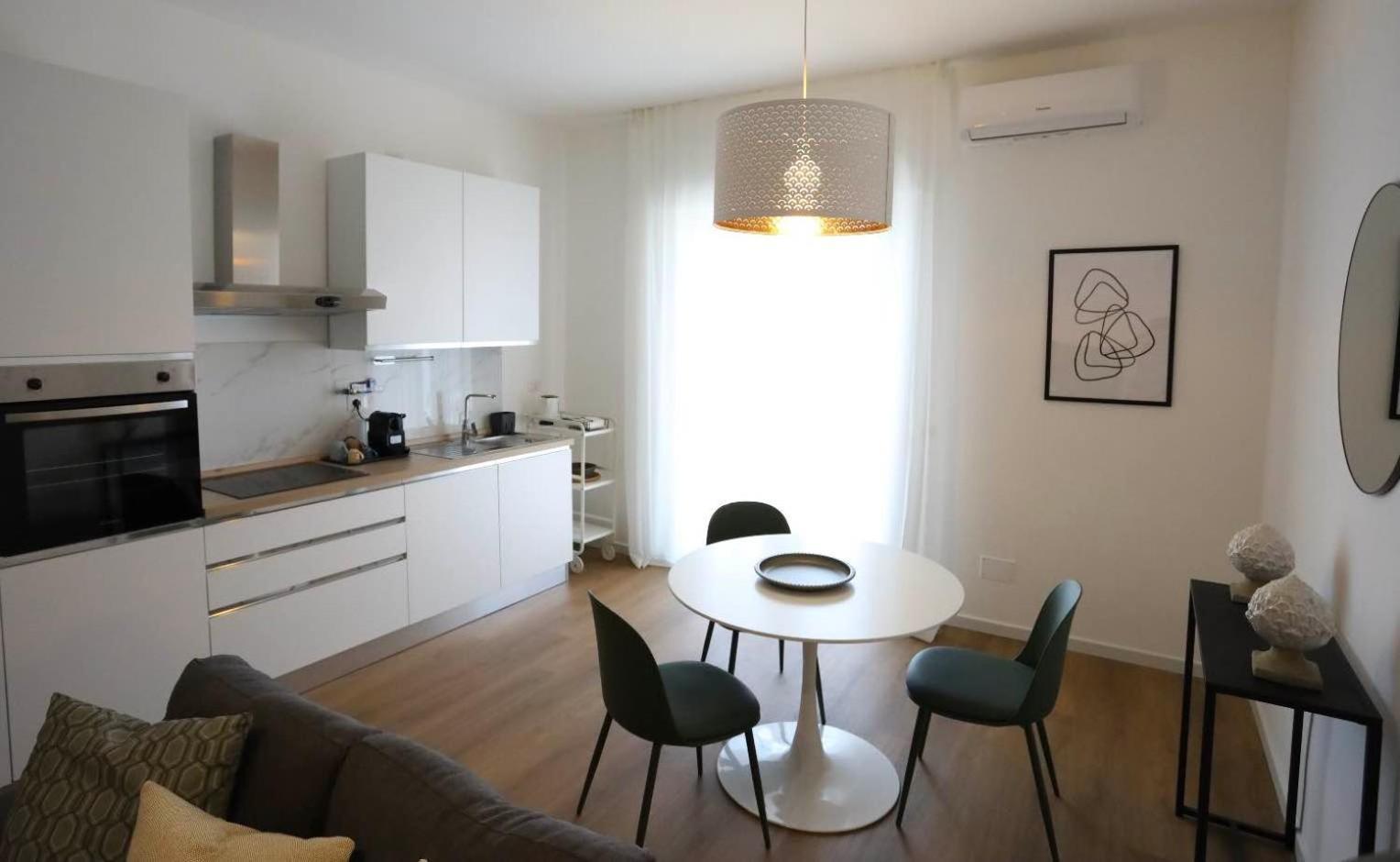 Lapigna Apartment Valenzano Exterior foto